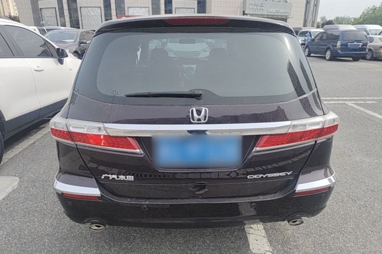 Used Honda Odyssey 2013 2.4L Elite Edition Rear