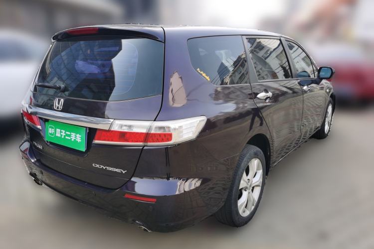 Used Honda Odyssey 2013 2.4L Luxury Edition Rear Right 45 Deg