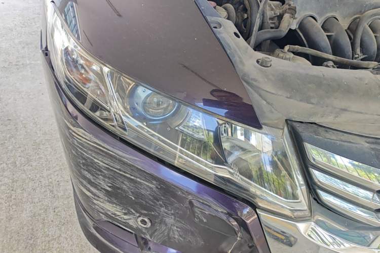Used Honda Odyssey 2013 2.4L Sport Edition Right Front Headlight