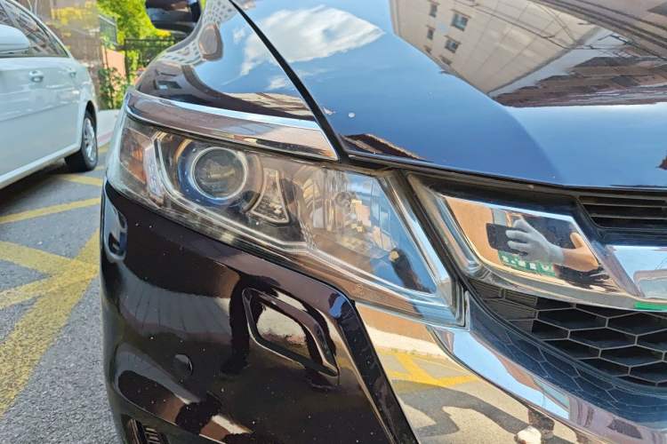 Used Honda Odyssey 2013 2.4L Luxury Edition Right Front Headlight