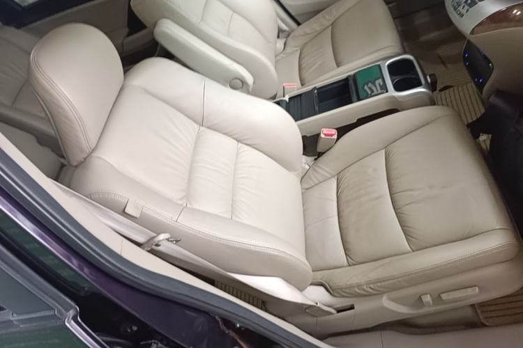 Used Honda Odyssey 2013 2.4L Luxury Edition Right Front Seat
