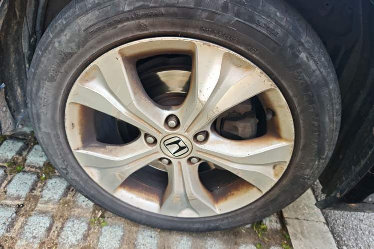 Used Honda Odyssey 2013 2.4L Luxury Edition Right Front Wheel Hub