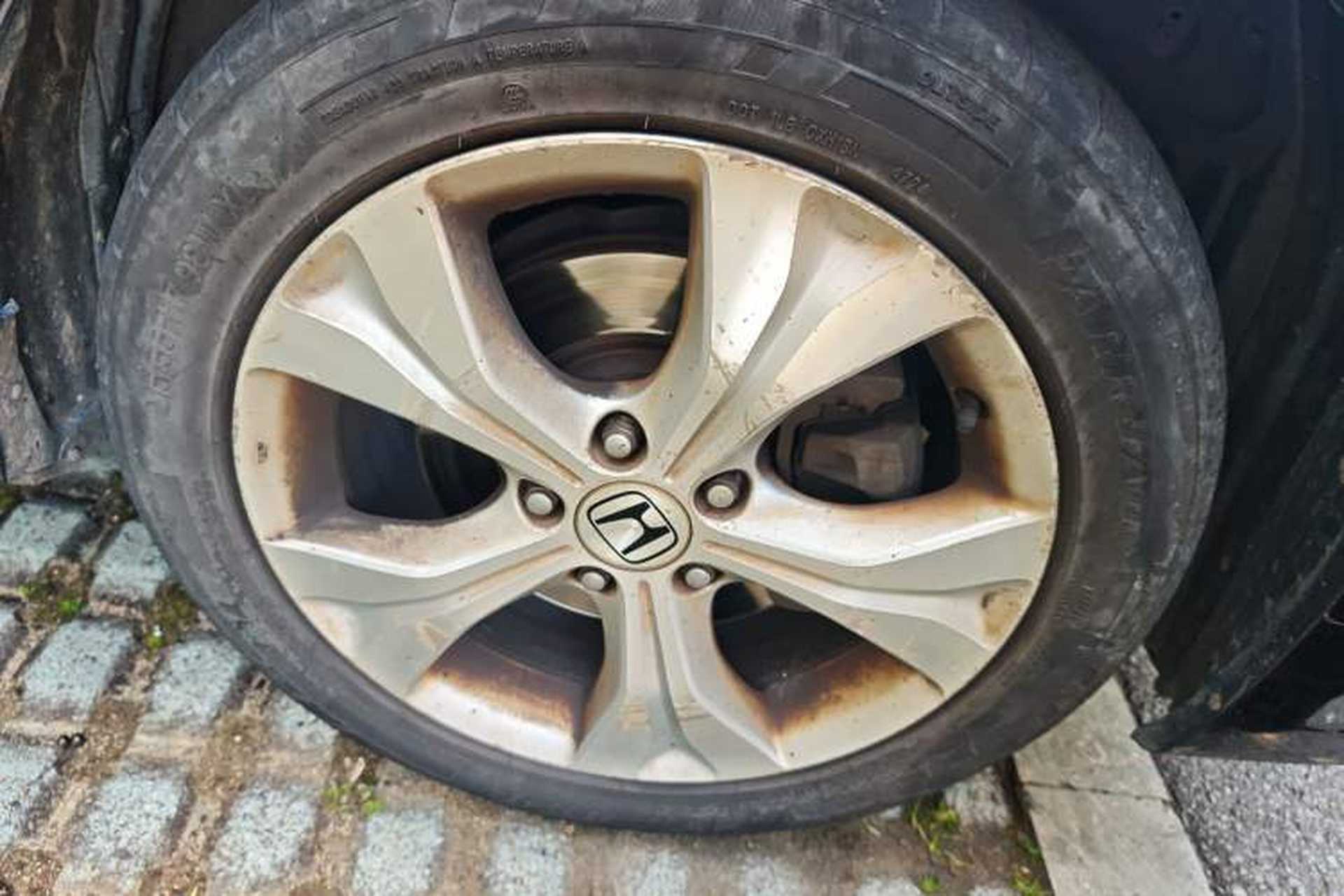 Used Honda Odyssey 2013 2.4L Luxury Edition Right Front Wheel Hub