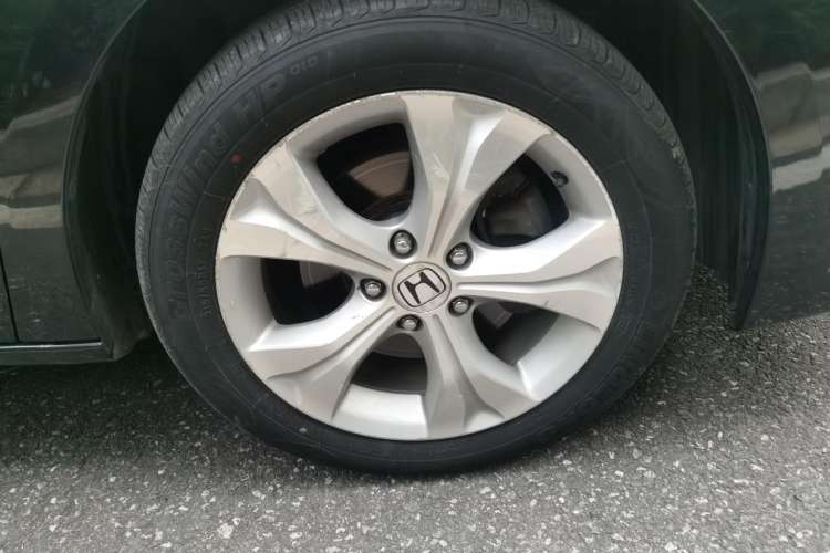 Used Honda Odyssey 2013 2.4L Luxury Edition Right Front Wheel Hub