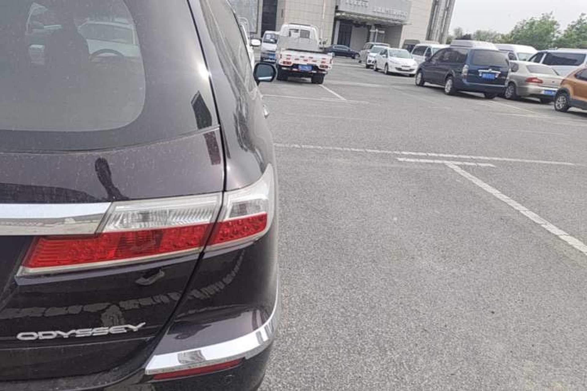 Used Honda Odyssey 2013 2.4L Elite Edition Right Rear Taillight