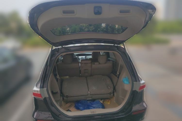 Used Honda Odyssey 2013 2.4L Elite Edition Trunk