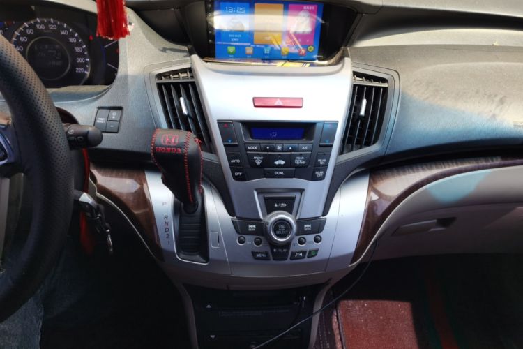 Used Honda Odyssey 2013 2.4L Luxury Edition Audio And AC Panel