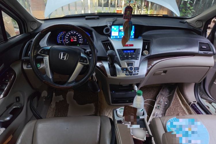 Used Honda Odyssey 2013 2.4L Luxury Edition Center Console
