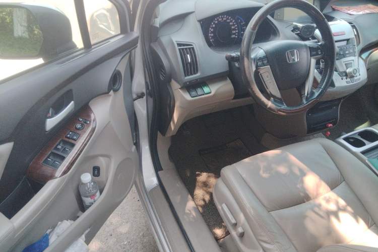 Used Honda Odyssey 2013 2.4L Luxury Edition Driver Seat