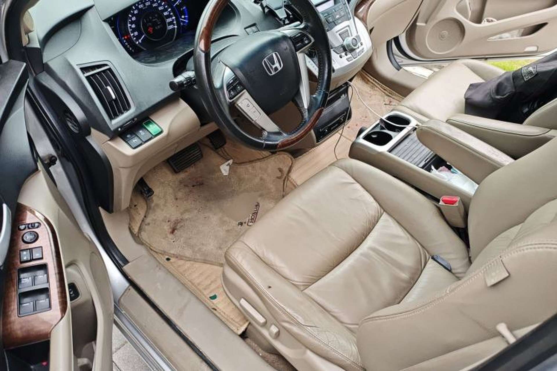 Used Honda Odyssey 2013 2.4L Luxury Edition Driver Seat
