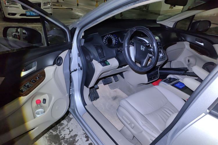Used Honda Odyssey 2013 2.4L Elite Edition Driver Seat