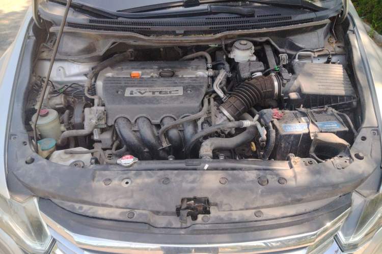 Used Honda Odyssey 2013 2.4L Luxury Edition Engine Bay