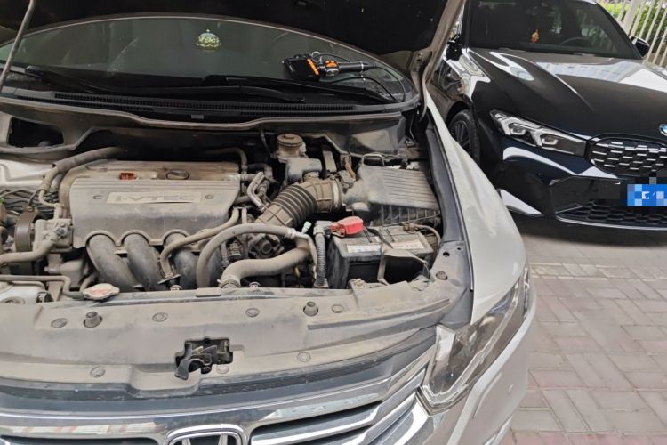 Used Honda Odyssey 2013 2.4L Luxury Edition Engine Bay Left