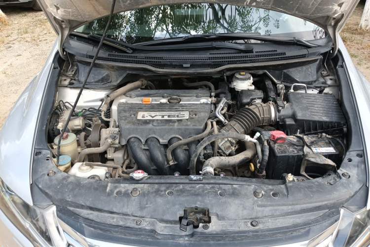 Used Honda Odyssey 2013 2.4L Sport Edition Engine Bay