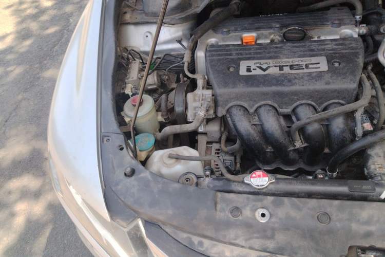 Used Honda Odyssey 2013 2.4L Luxury Edition Engine Bay Right