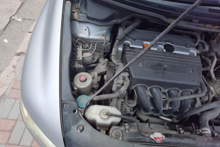 Used Honda Odyssey 2013 2.4L Luxury Edition Engine Bay Right