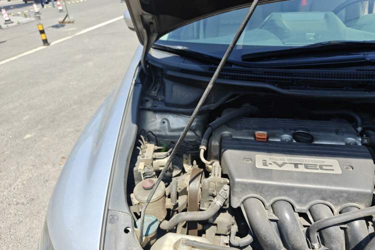 Used Honda Odyssey 2013 2.4L Luxury Edition Engine Bay Right