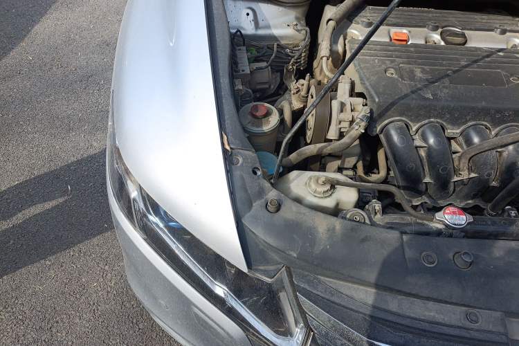 Used Honda Odyssey 2013 2.4L Luxury Edition Engine Bay Right