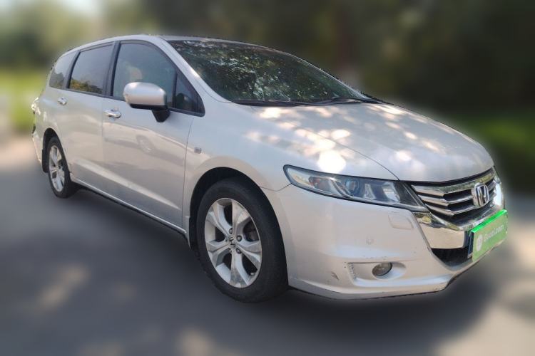 Used Honda Odyssey 2013 2.4L Luxury Edition Front Right 45 Deg
