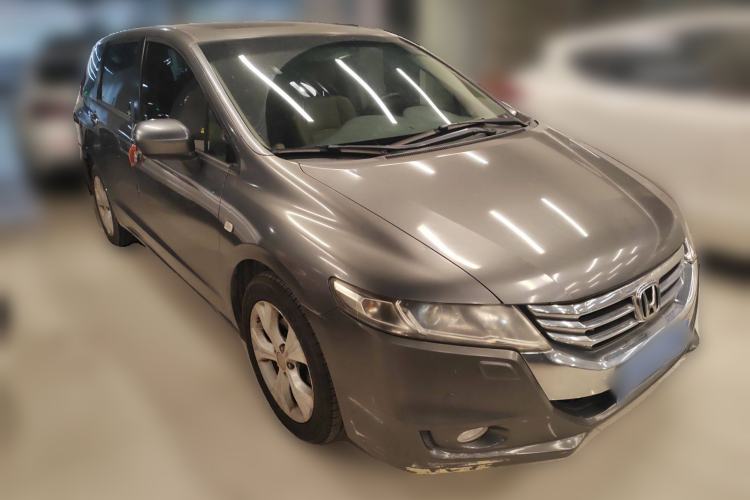 Used Honda Odyssey 2013 2.4L Luxury Edition Front Right 45 Deg
