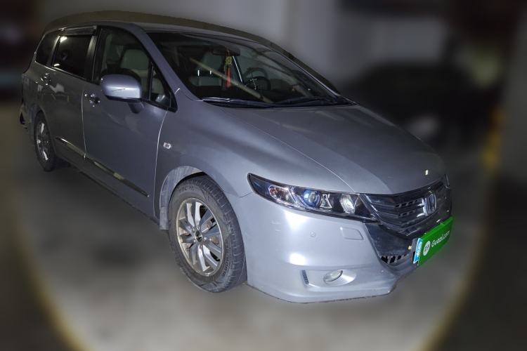 Used Honda Odyssey 2013 2.4L Elite Edition Front Right 45 Deg