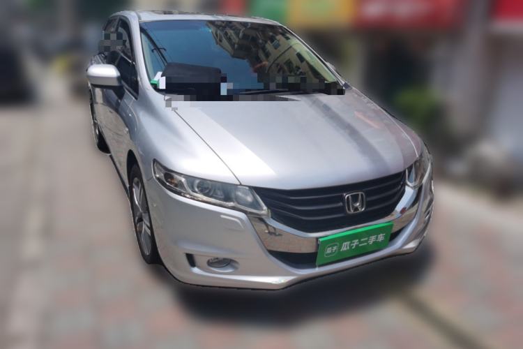 Used Honda Odyssey 2013 2.4L Luxury Edition Front Right 45 Deg