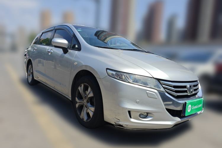 Used Honda Odyssey 2013 2.4L Luxury Edition Front Right 45 Deg