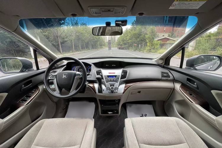 Used Honda Odyssey 2013 2.4L Comfort Edition Interior 1