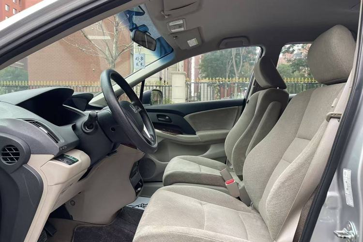 Used Honda Odyssey 2013 2.4L Comfort Edition Interior 3