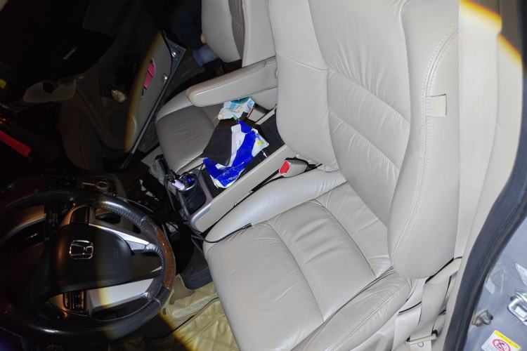 Used Honda Odyssey 2013 2.4L Elite Edition Left Front Seat