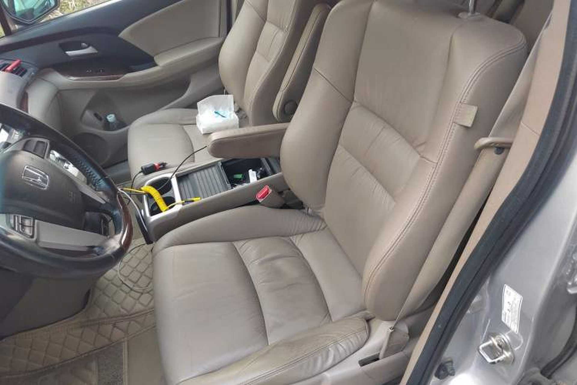 Used Honda Odyssey 2013 2.4L Elite Edition Left Front Seat