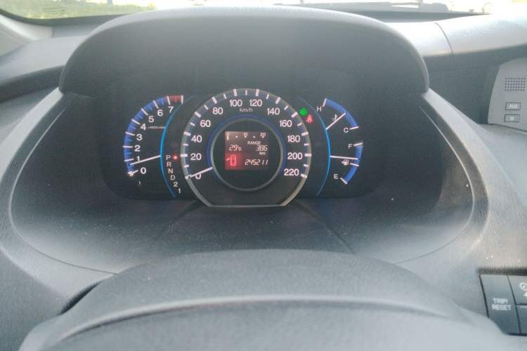 Used Honda Odyssey 2013 2.4L Luxury Edition Odometer Close Up