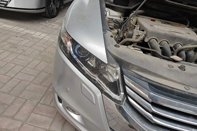 Used Honda Odyssey 2013 2.4L Luxury Edition Right Front Headlight