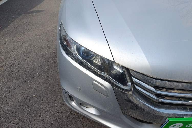 Used Honda Odyssey 2013 2.4L Luxury Edition Right Front Headlight