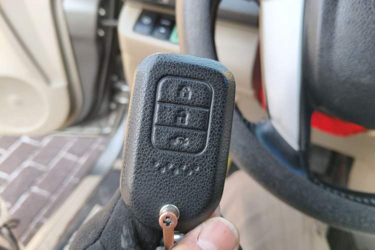 Used Honda Odyssey 2013 2.4L Elite Edition Vehicle Key