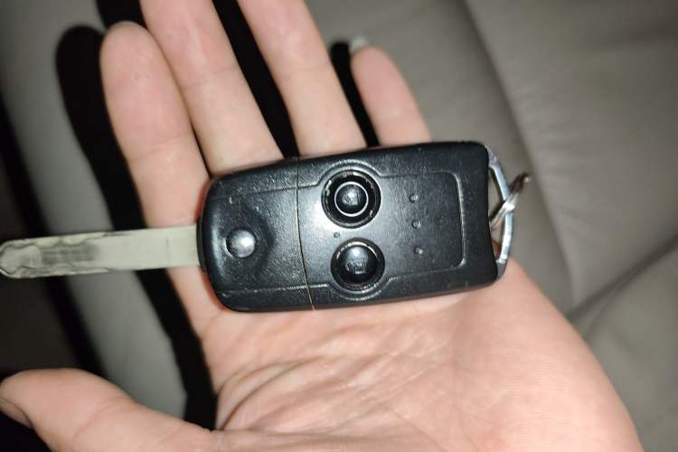 Used Honda Odyssey 2013 2.4L Elite Edition Vehicle Key