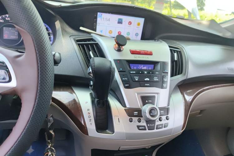 Used Honda Odyssey 2013 2.4L Luxury Edition Audio And AC Panel