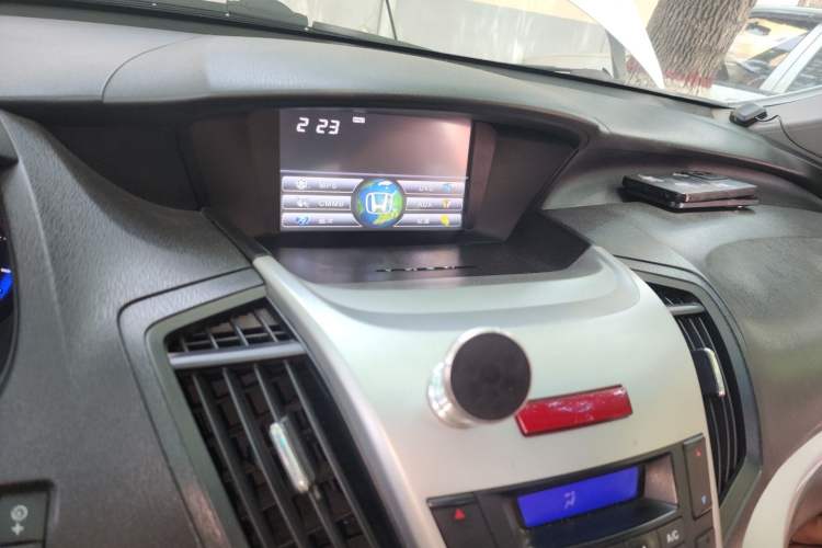 Used Honda Odyssey 2013 2.4L Sport Edition Audio And AC Panel