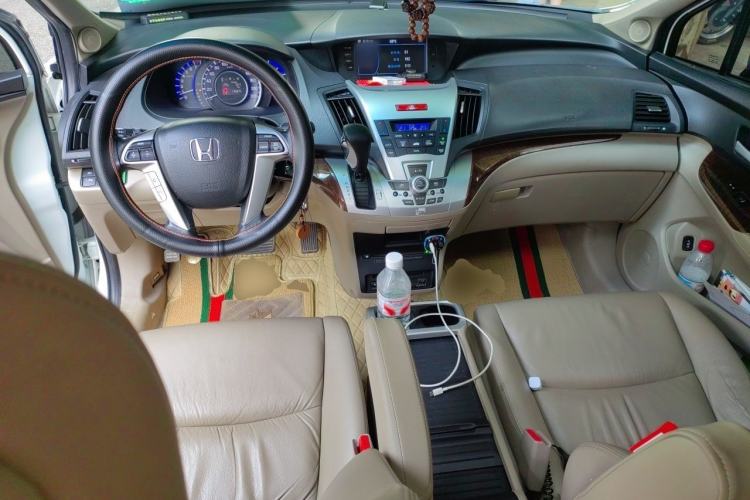 Used Honda Odyssey 2013 2.4L Luxury Edition Center Console