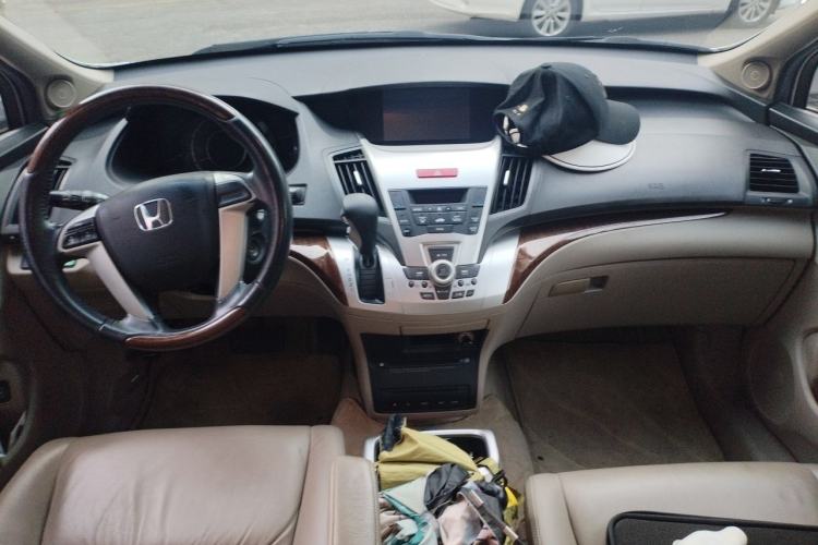 Used Honda Odyssey 2013 2.4L Elite Edition Center Console