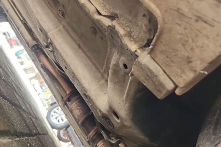 Used Honda Odyssey 2013 2.4L Sport Edition Chassis Front Right