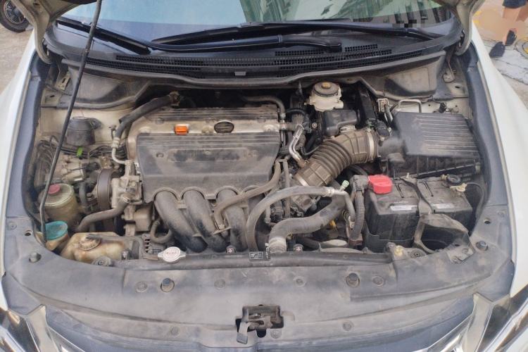 Used Honda Odyssey 2013 2.4L Elite Edition Engine Bay