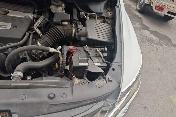 Used Honda Odyssey 2013 2.4L Luxury Edition Engine Bay Left