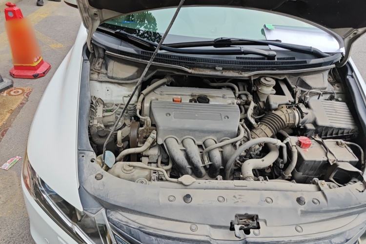 Used Honda Odyssey 2013 2.4L Luxury Edition Engine Bay Right