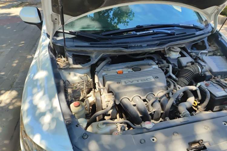 Used Honda Odyssey 2013 2.4L Luxury Edition Engine Bay Right