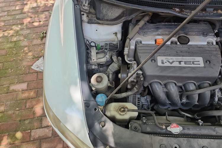 Used Honda Odyssey 2013 2.4L Sport Edition Engine Bay Right