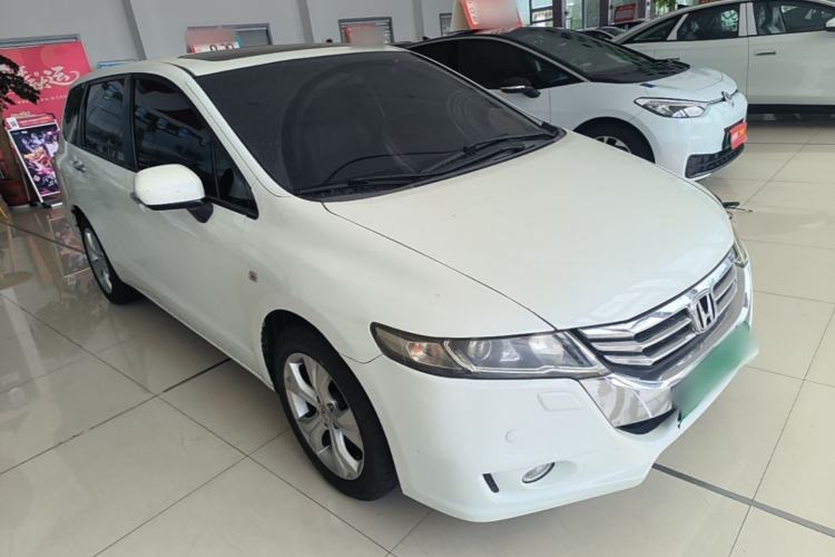 Used Honda Odyssey 2013 2.4L Luxury Edition Front Right 45 Deg