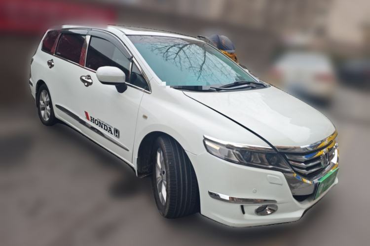 Used Honda Odyssey 2013 2.4L Luxury Edition Front Right 45 Deg