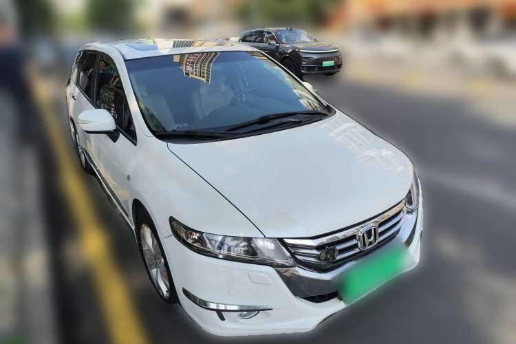 Used Honda Odyssey 2013 2.4L Luxury Edition Front Right 45 Deg