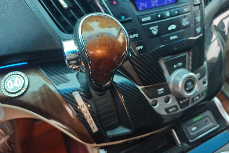 Used Honda Odyssey 2013 2.4L Luxury Edition Gear Lever